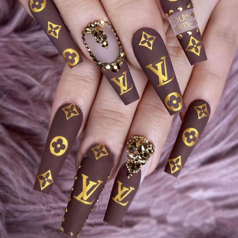 Louis Vuitton, Makeup, L V Nails